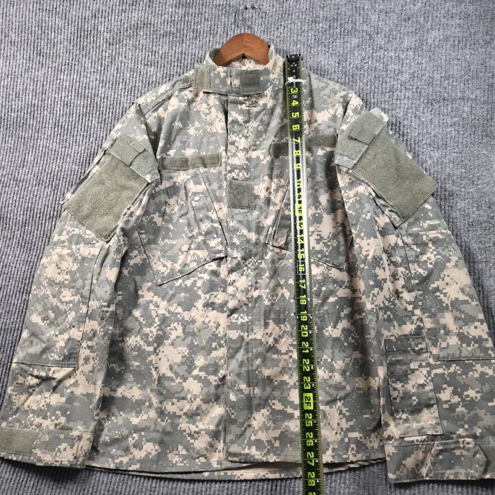 US Army Combat Uniform ACU Coat Medium Regular UCP Digital Camo Ripstop Jacket M